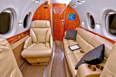 2008 Hawker 900XP - interior