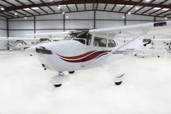 2000 Cessna 172 SP for sale with price and specifications
